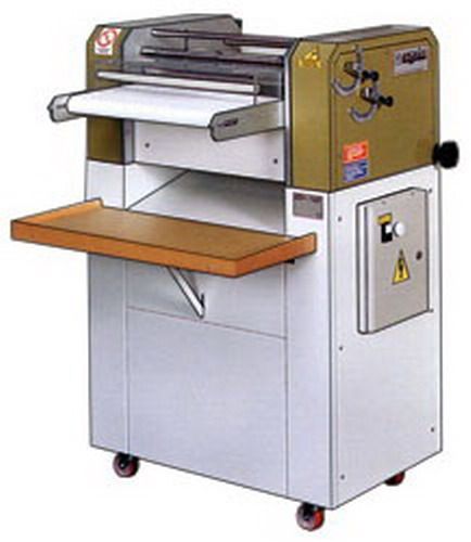 Тестозакаточная машина "С 600"